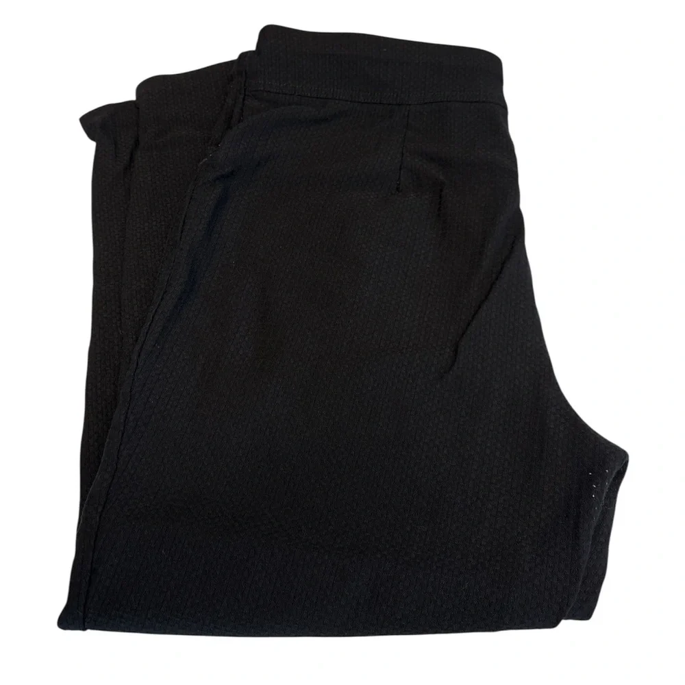 Maurices pants Bengaline style line pull on ankle length high rise Size large